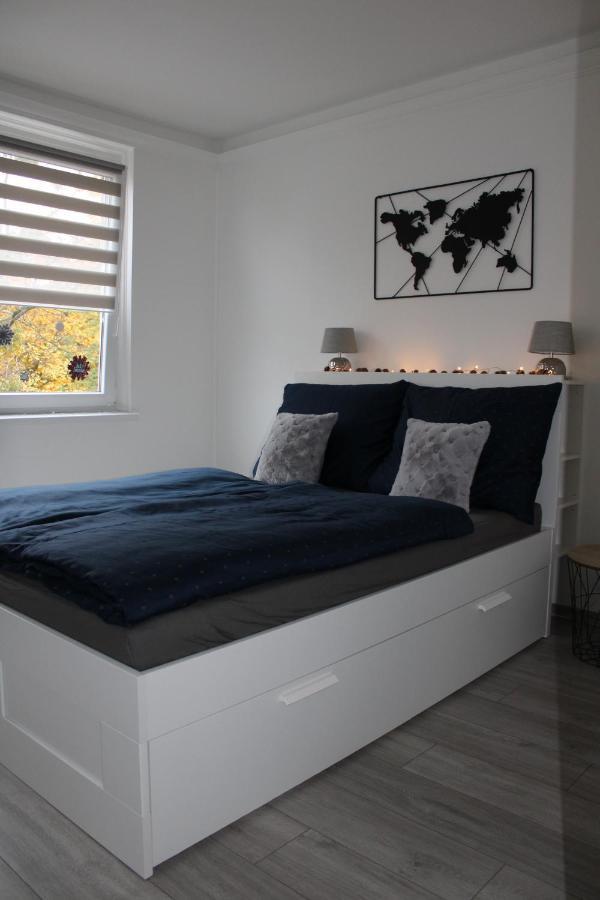 Апартаменти Izzy Apartament Мішкольц Екстер'єр фото